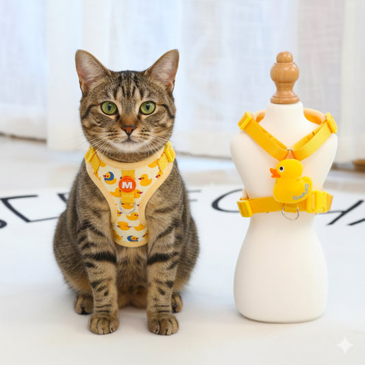 Adjustable Pet Harness with Cute Duckling Design Cat & puppy Leash with Cartoon Duck