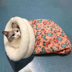 CozyLamb Winter Fleece Cat Sleeping Bag – Floral & Striped Nest