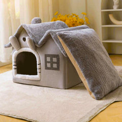 Winter Warm Teddy Dog & Cat House